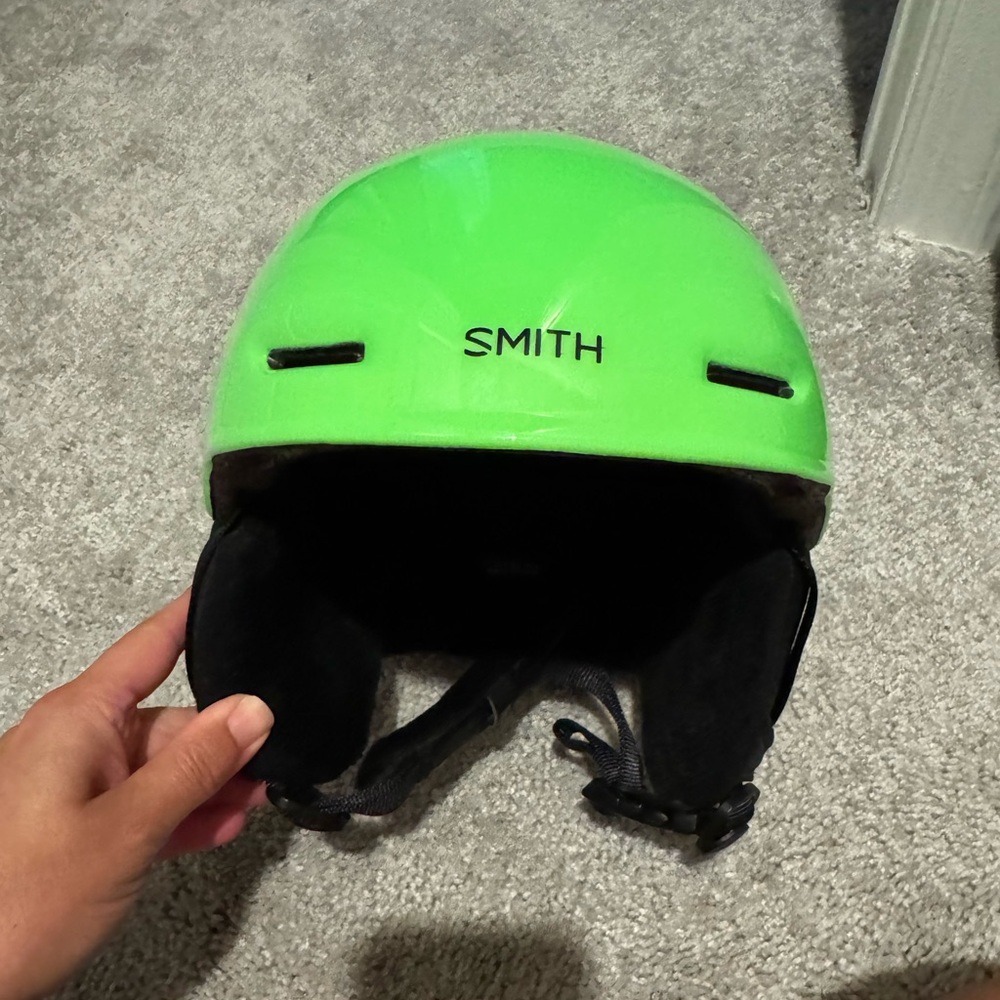 SMITH kids ski helmet